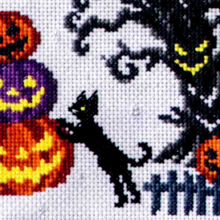 暮らしが華やぐ季節のたのしみ<クロスステッチ> 10月ハロウィンの夜(送料込み)
