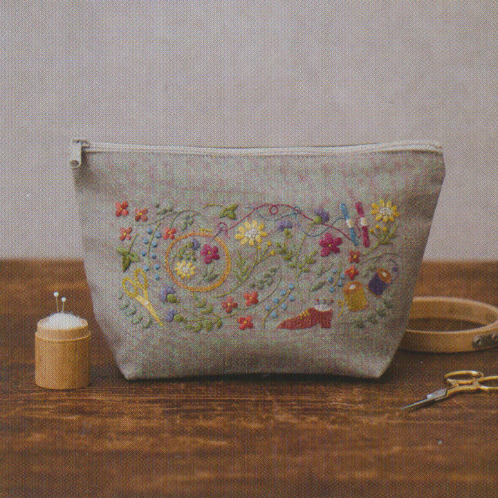 アトリエ ド ノラ 刺繍キット マチ付きファスナーポーチ　手仕事のひととき